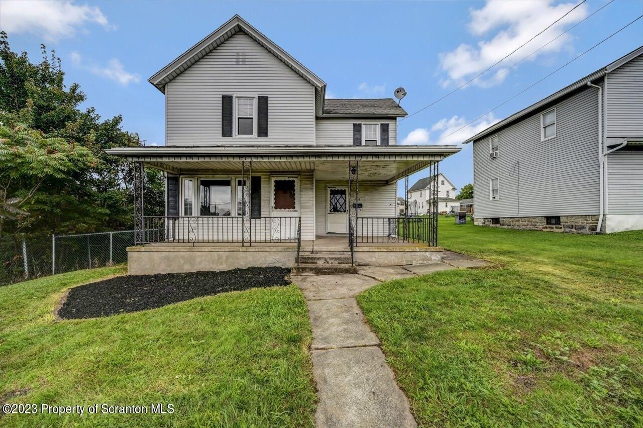 E Drinker St, Dunmore, PA 18512