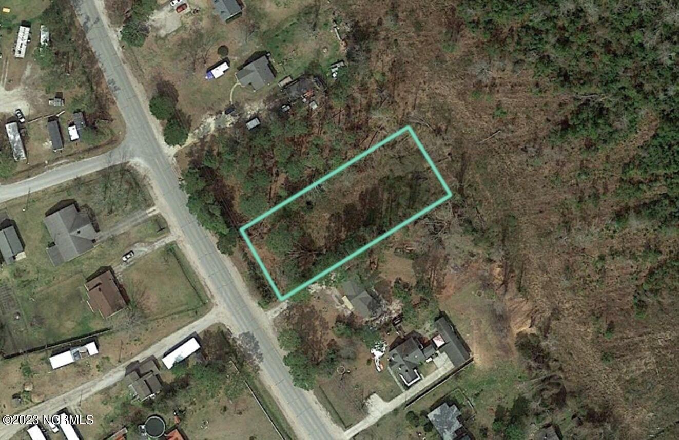 Chatham St, Newport, NC 28570