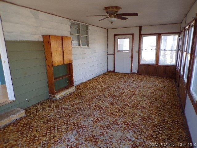 Linda Dr, Eldon, MO 65026