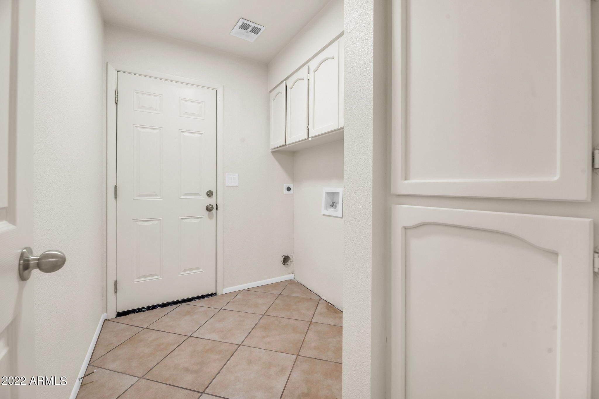 W Sierra Vista Dr, Glendale, AZ 85307