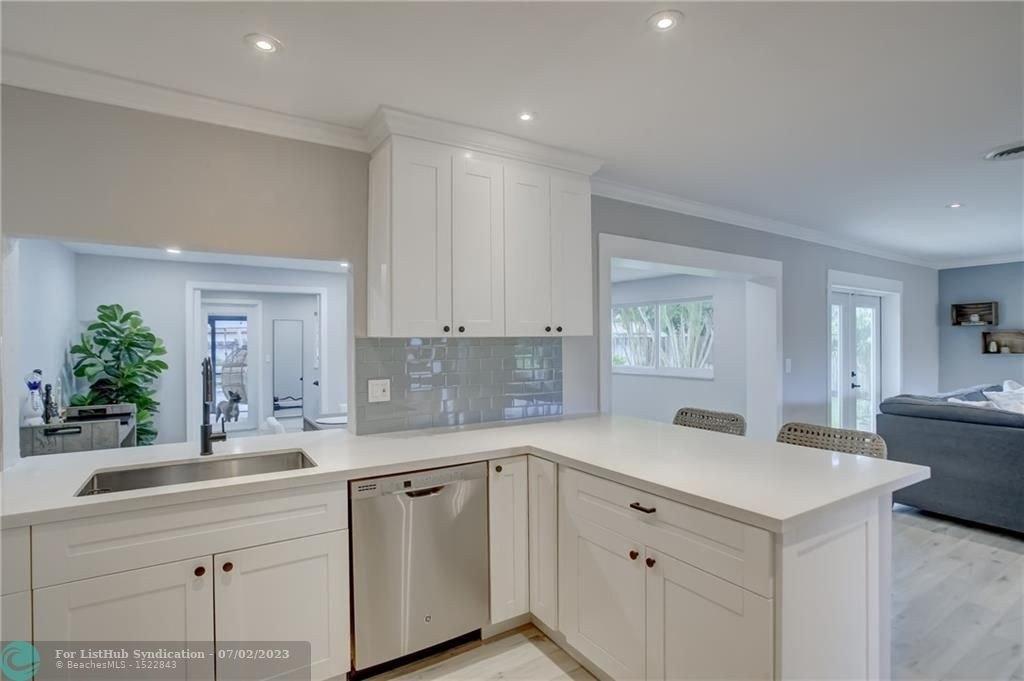 Mckinley St, Hollywood, FL 33021