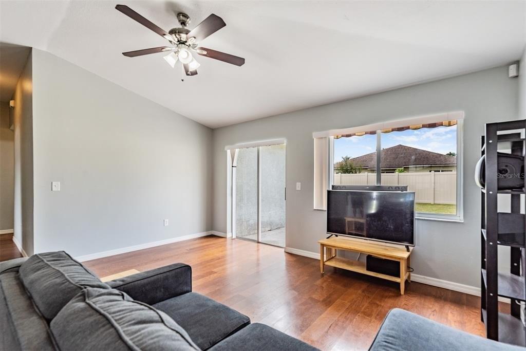 Franford Dr, Brandon, FL 33511