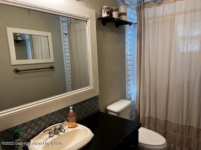 S Harvard St, Perryton, TX 79070