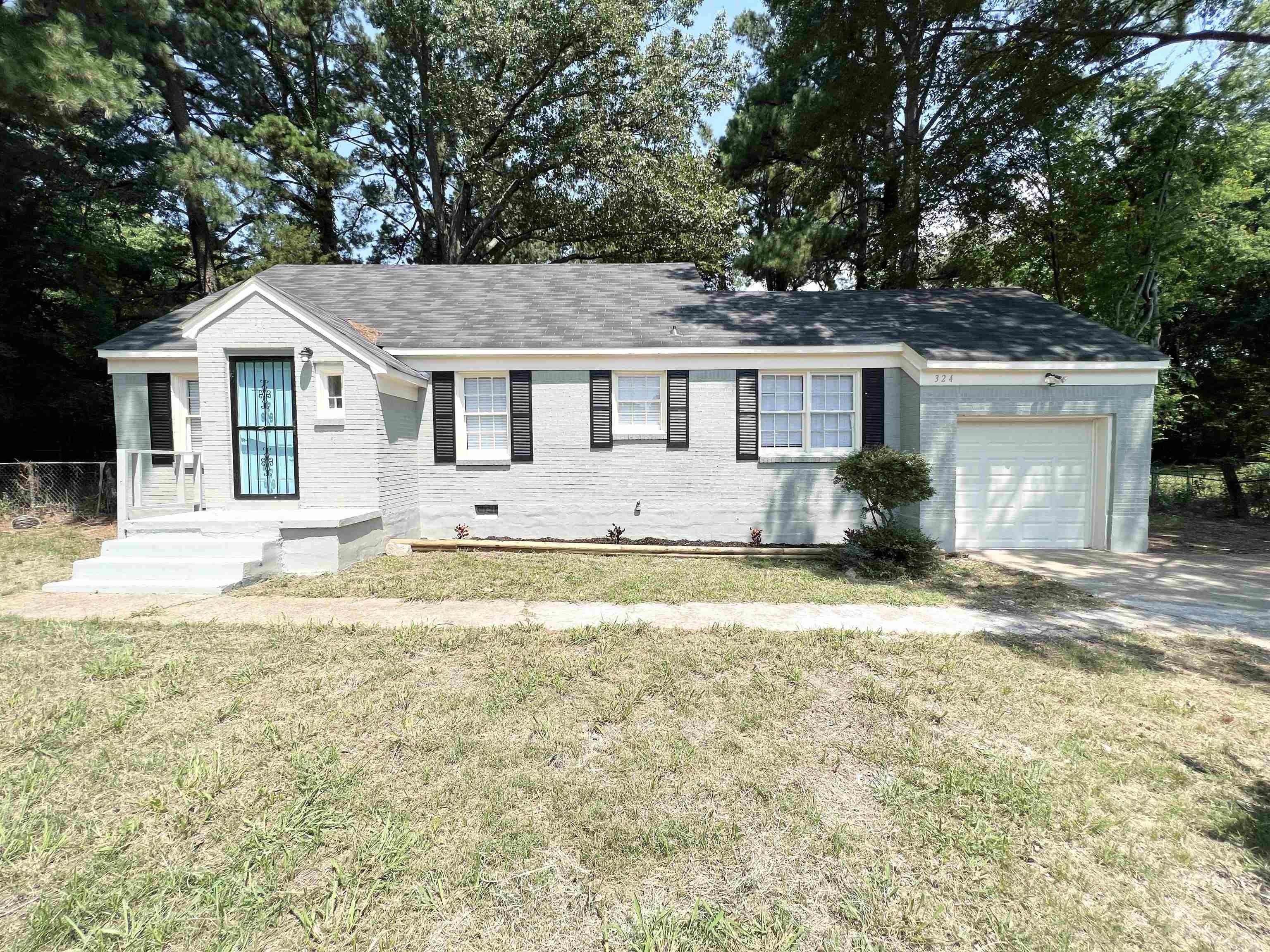 E Raines Rd, Memphis, TN 38109