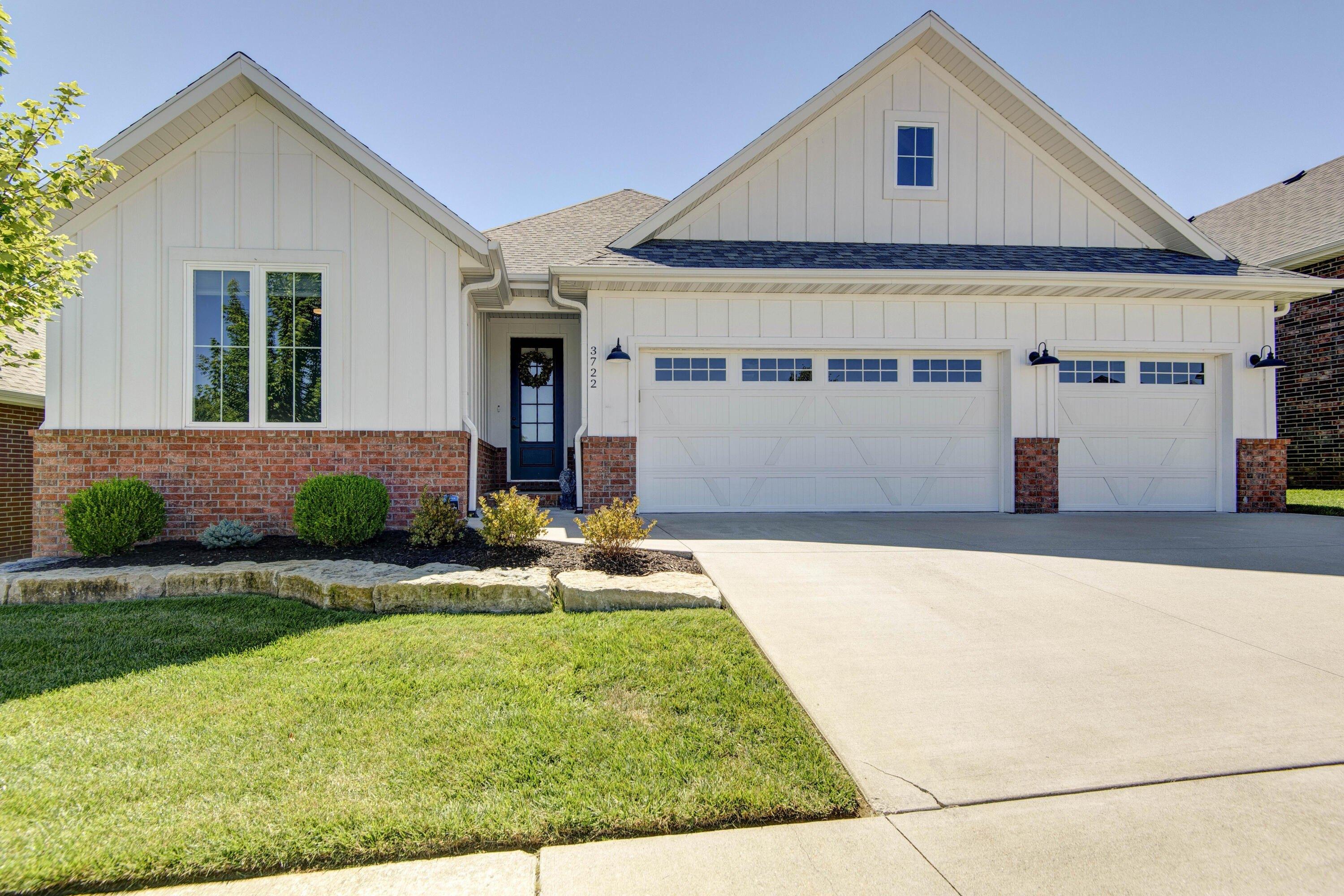E Woodhue St, Springfield, MO 65802