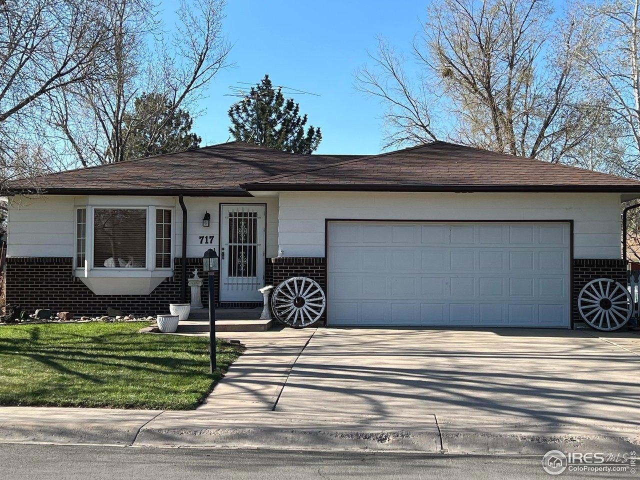 Oak St, Windsor, CO 80550