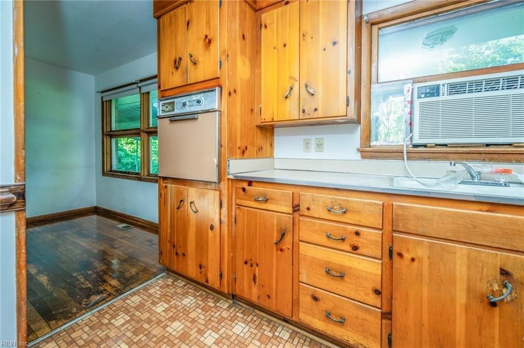 Nutmeg Quarter Pl, Newport News, VA 23606