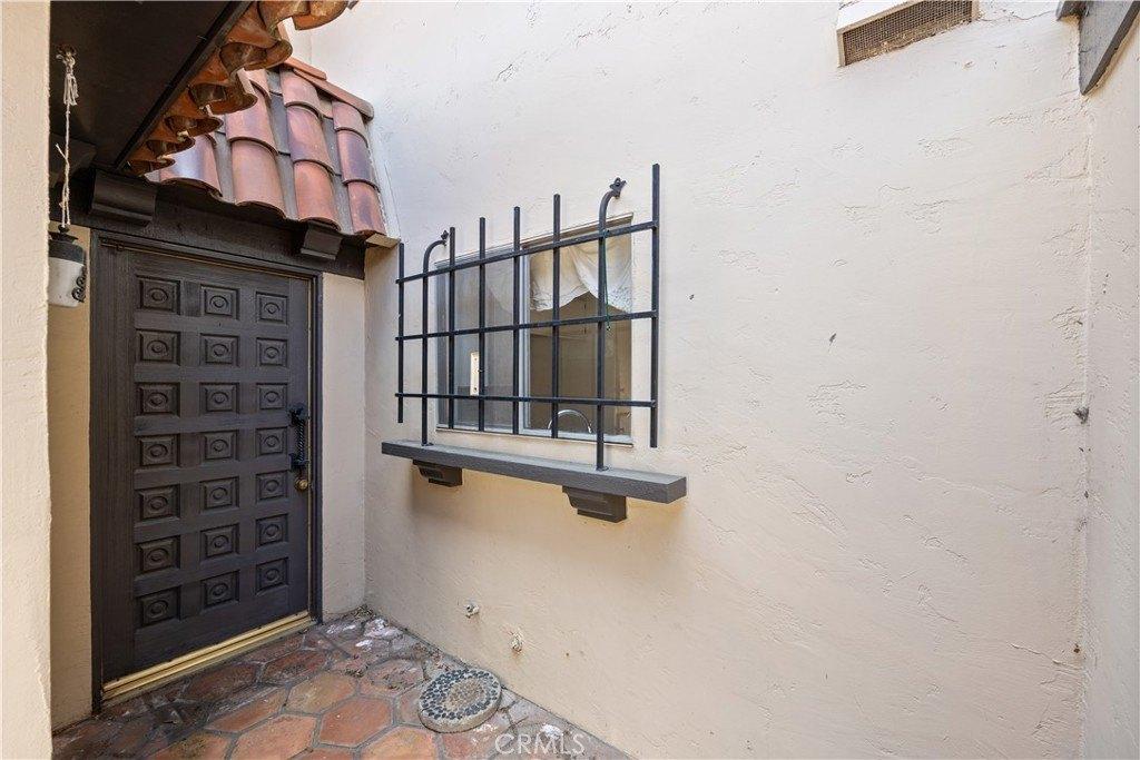 Club House Cir, Costa Mesa, CA 92626