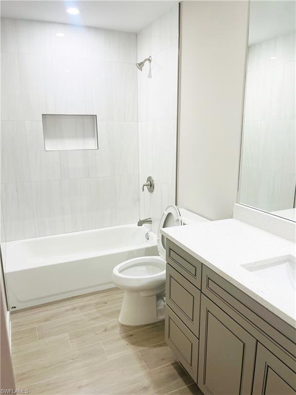 Maple Ave N, Lehigh Acres, FL 33972