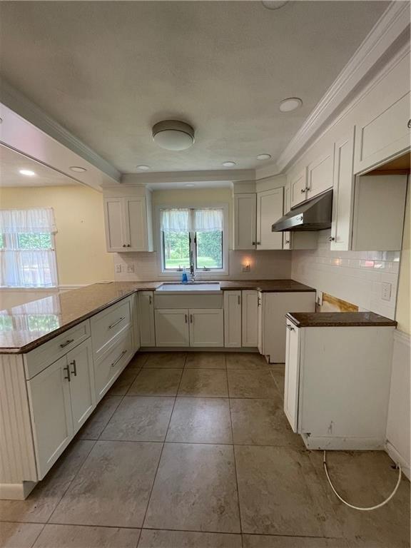 Middle St, North Kingstown, RI 02852