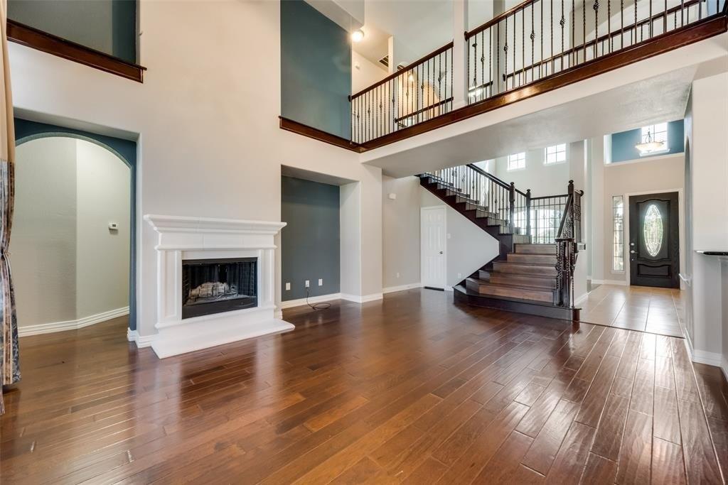 Bristol St, Roanoke, TX 76262
