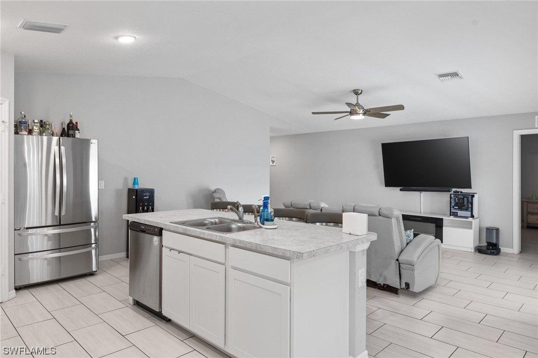 Ne 6th Ave, Cape Coral, FL 33909