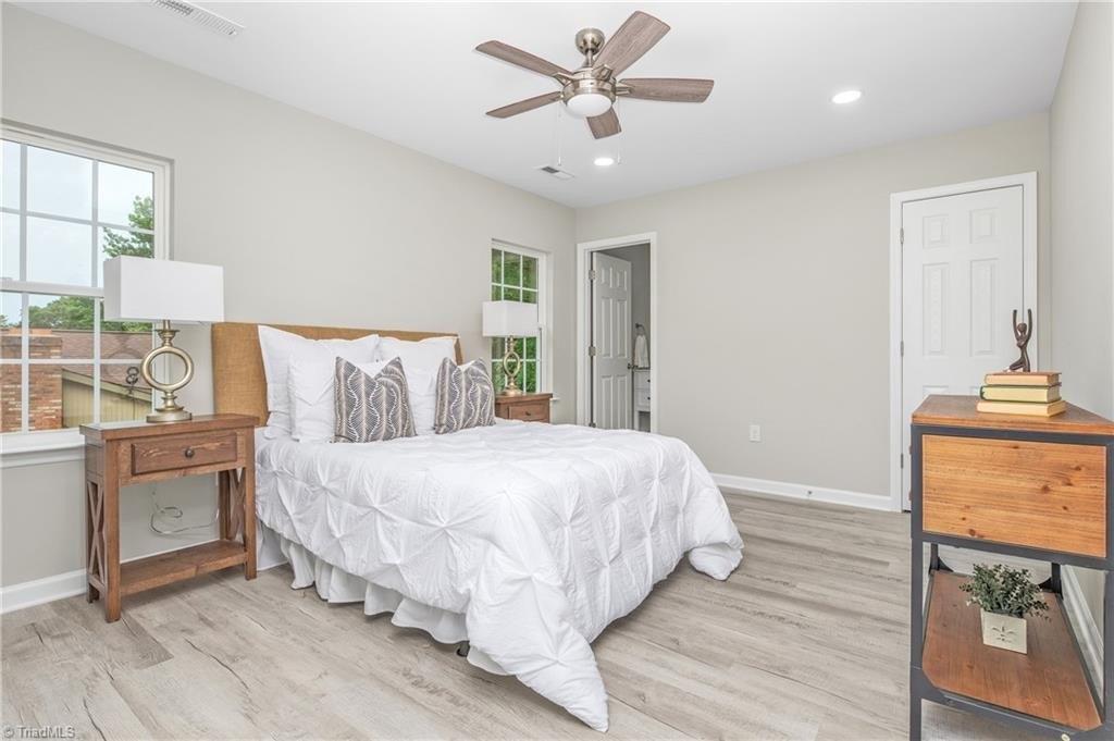 Hendrix Dr, Kernersville, NC 27284