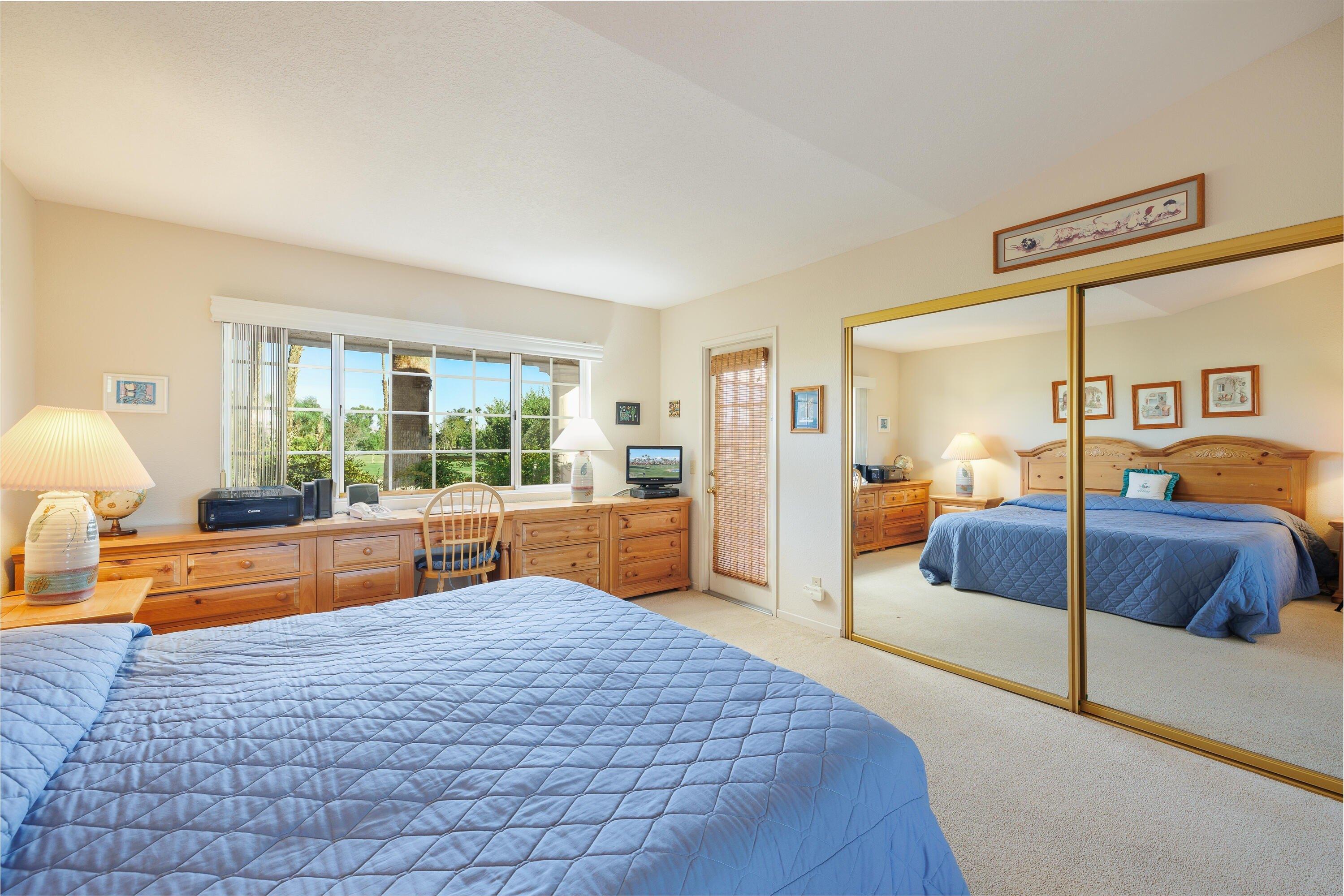 Desert Falls Dr E, Palm Desert, CA 92211