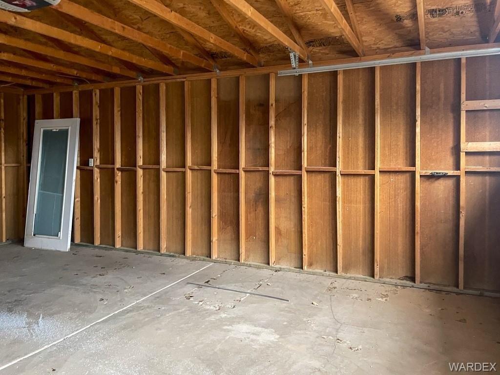 S Colorado Rd, Golden Valley, AZ 86413