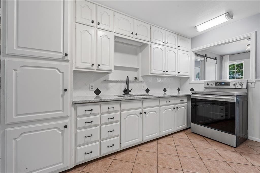 N 25th St, Waco, TX 76708