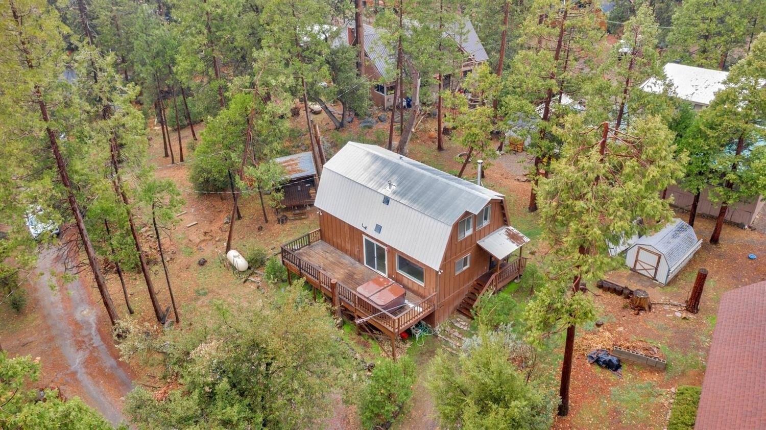 Corlew Ln, Auberry, CA 93602