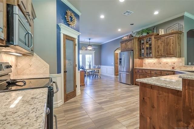 E Engelmann St, Claremore, OK 74019