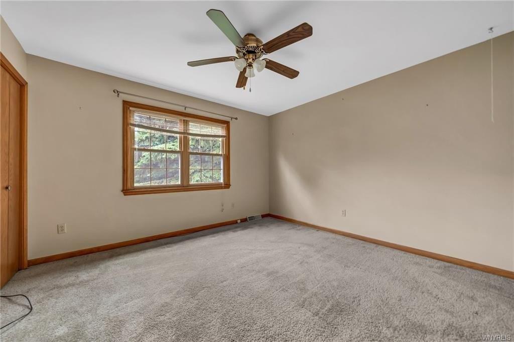 Casewood Dr, Wilson, NY 14172