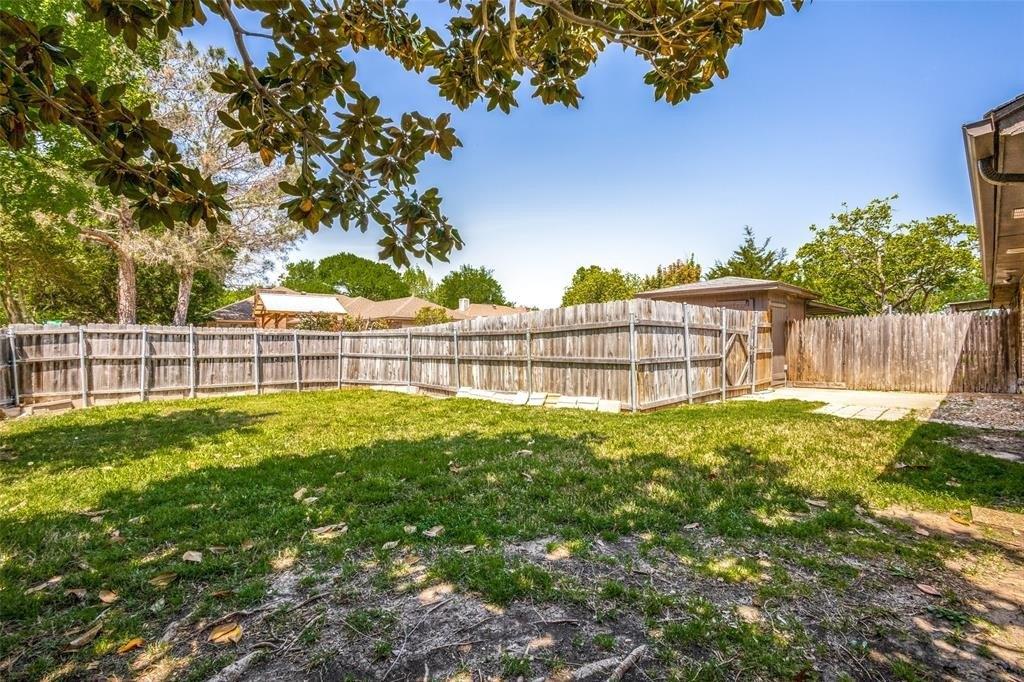 Ember Lee Dr, Garland, TX 75040