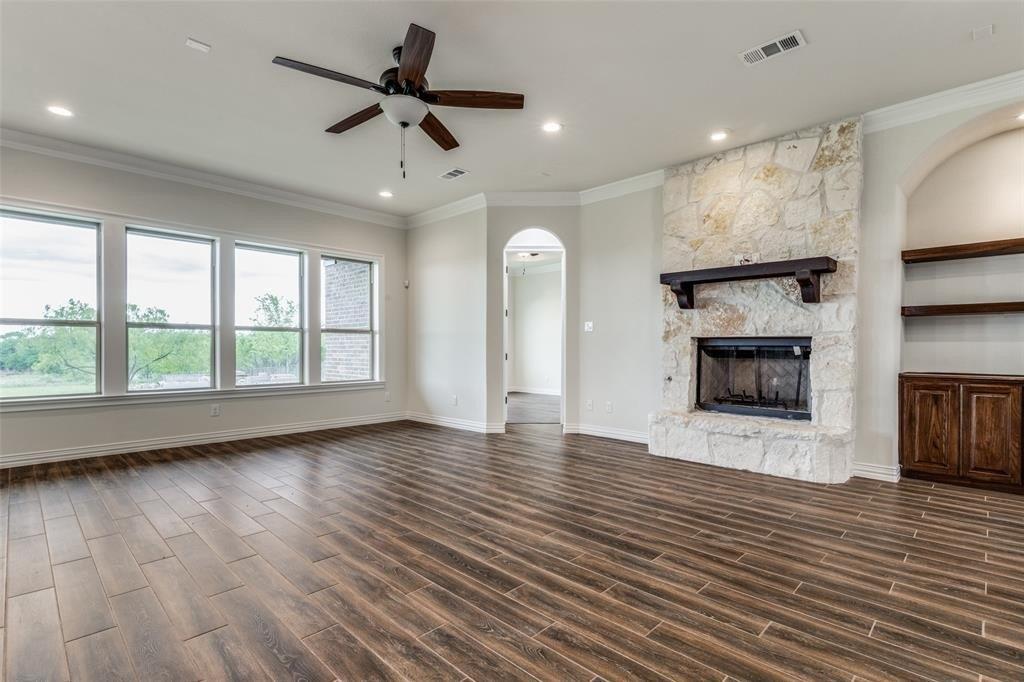 Cheryl Ln, Kaufman, TX 75142