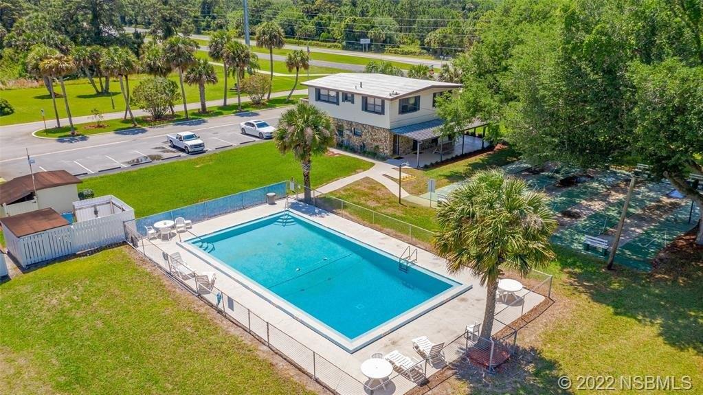 Maple Ave, Edgewater, FL 32141