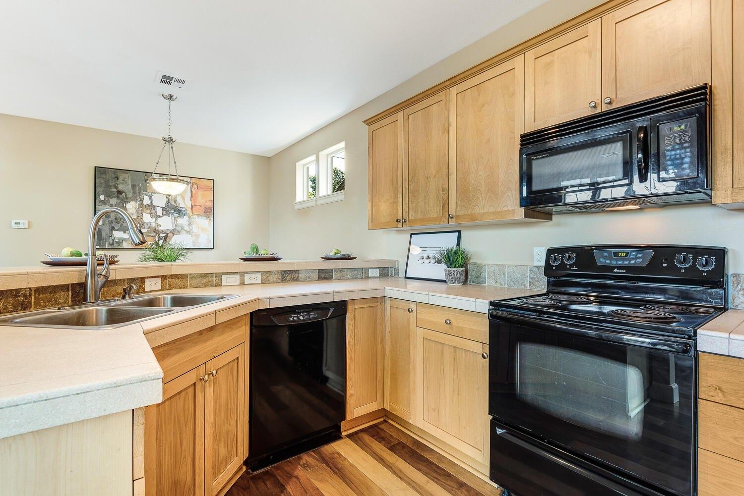 Boyd Acres Rd, Bend, OR 97701