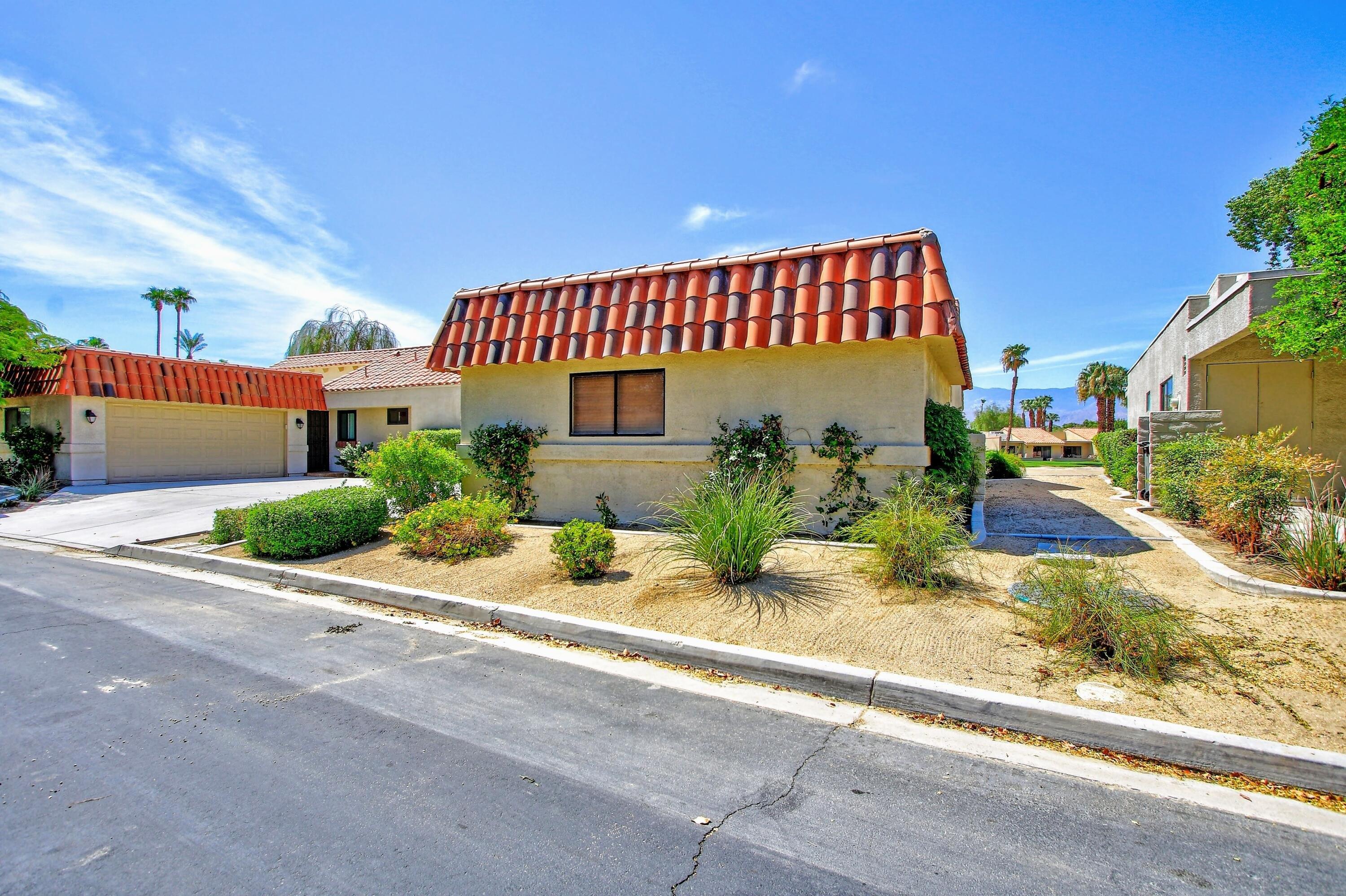 Preston Trl, Palm Desert, CA 92211