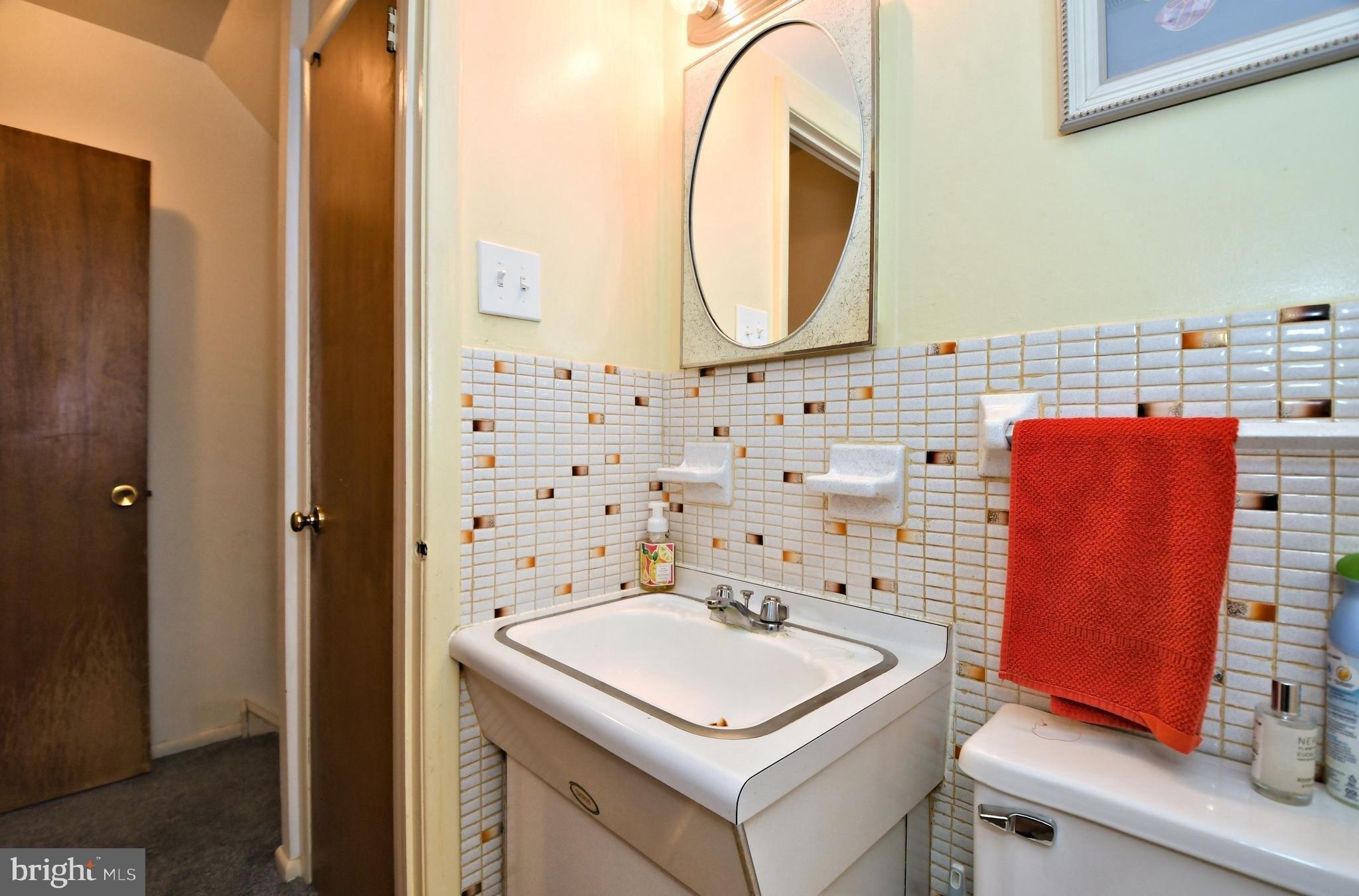 Faraday St, Philadelphia, PA 19116