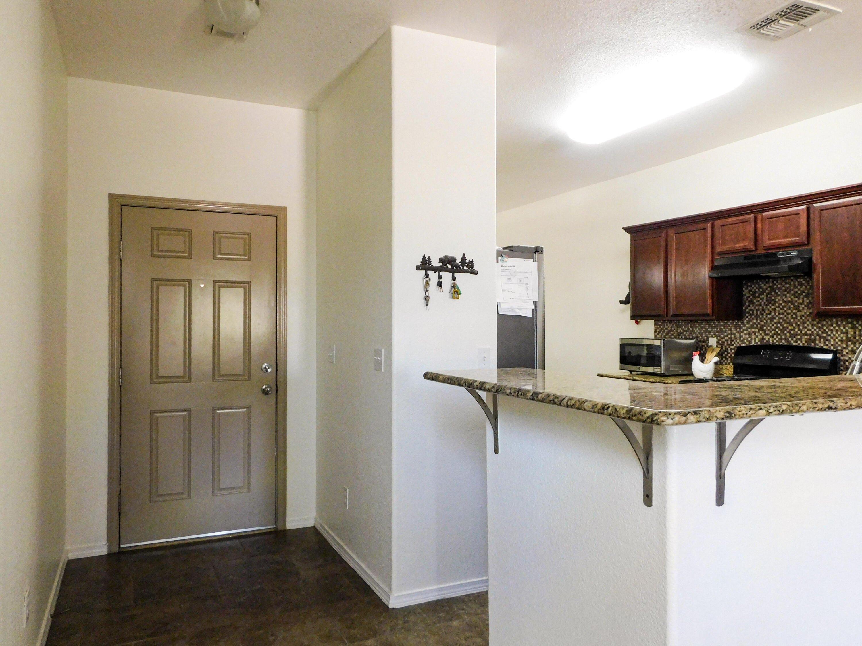 Kestrel Ave, Horizon City, TX 79928