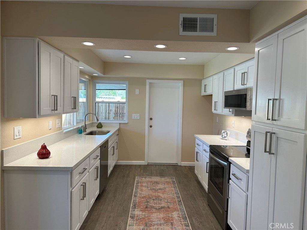 Palm Ave, Hemet, CA 92544