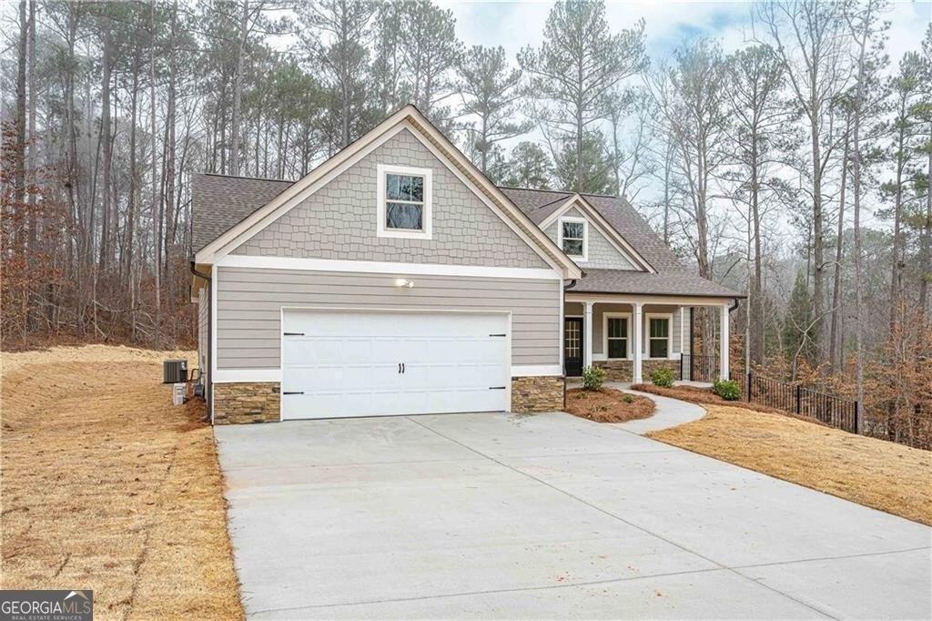 Crowley Dr, Douglasville, GA 30135