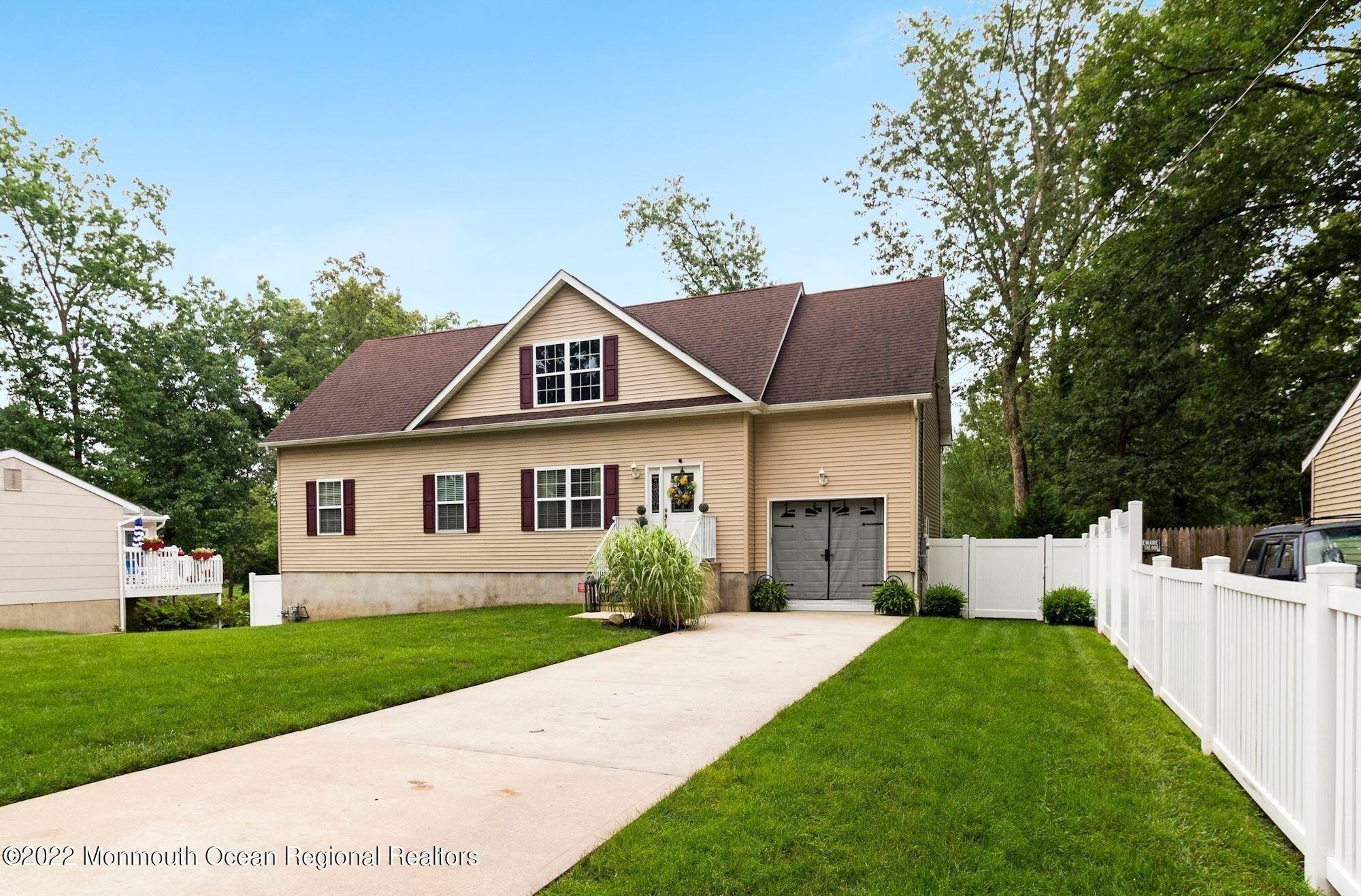 Woodland Rd, Manchester, NJ 08759