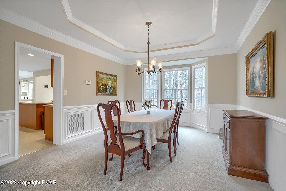 Doral Ct, East Stroudsburg, PA 18302