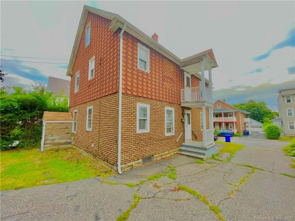 Beechwood Ave, Torrington, CT 06790