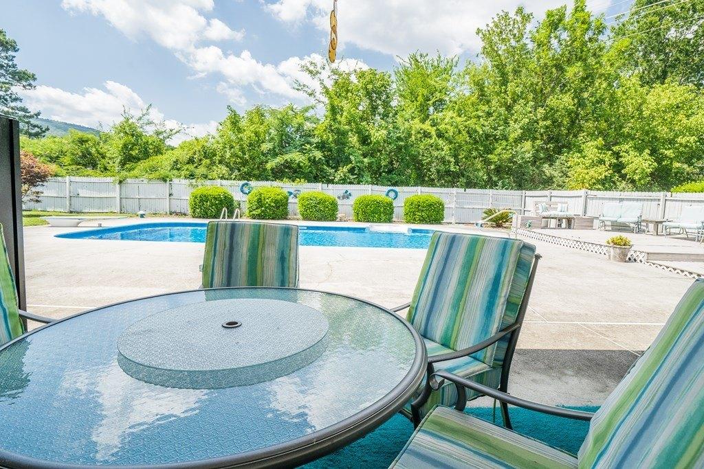 Tibbs Ter, Dalton, GA 30720