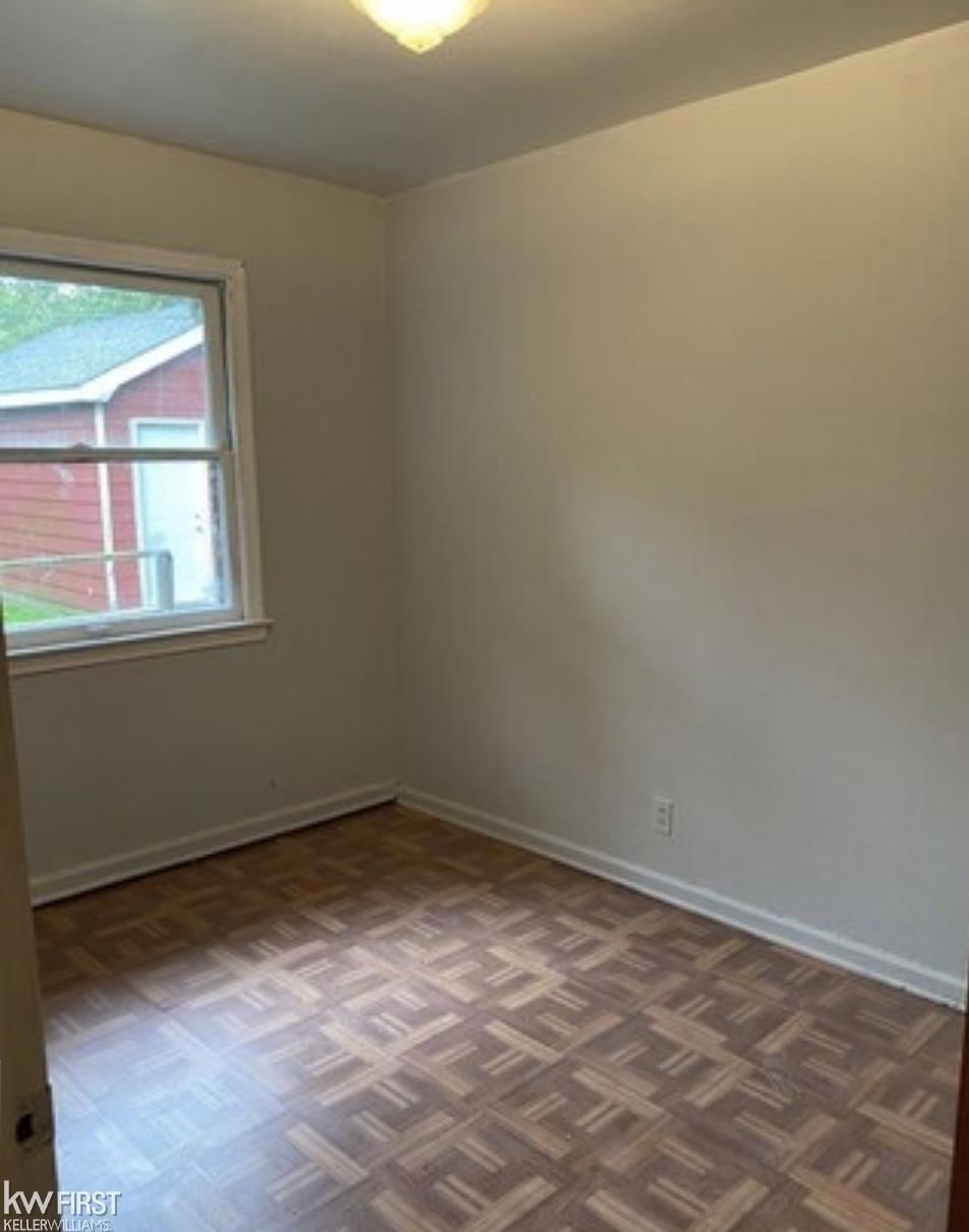 Cheyenne Ave, Flint, MI 48507