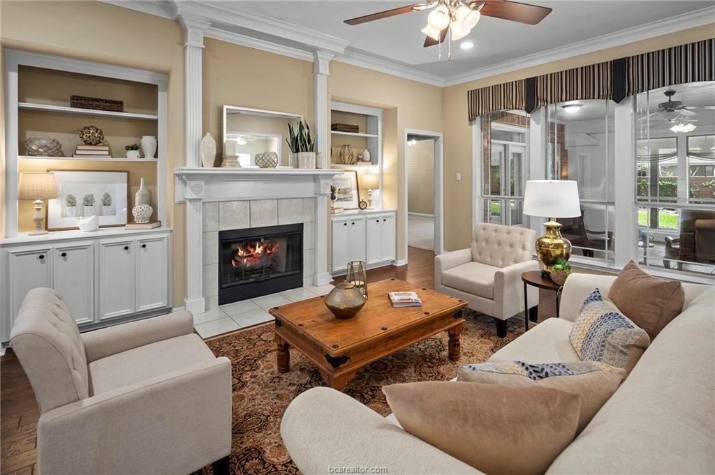 Royal Adelade Dr, College Station, TX 77845