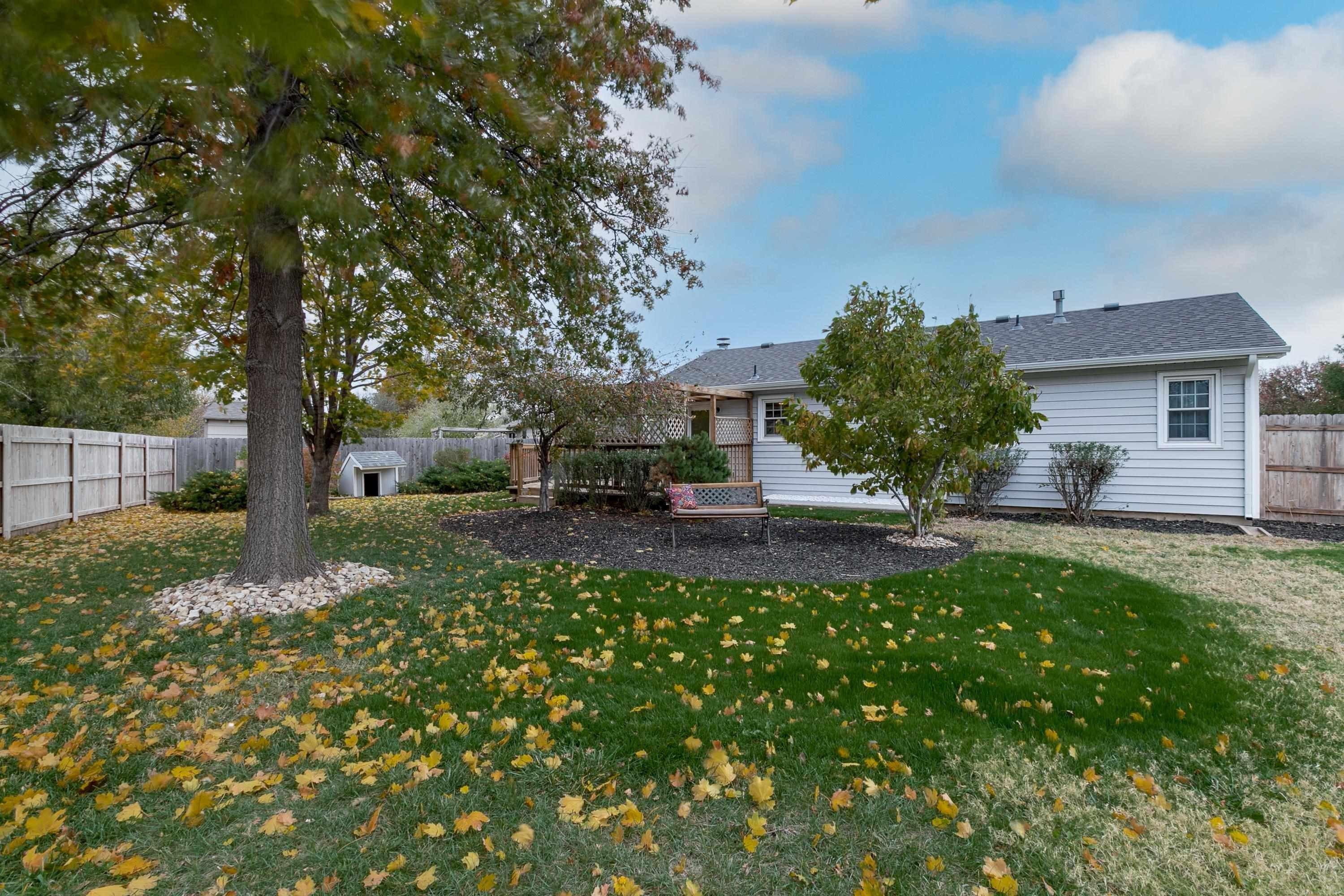 W Bella Vista Cir, Wichita, KS 67212