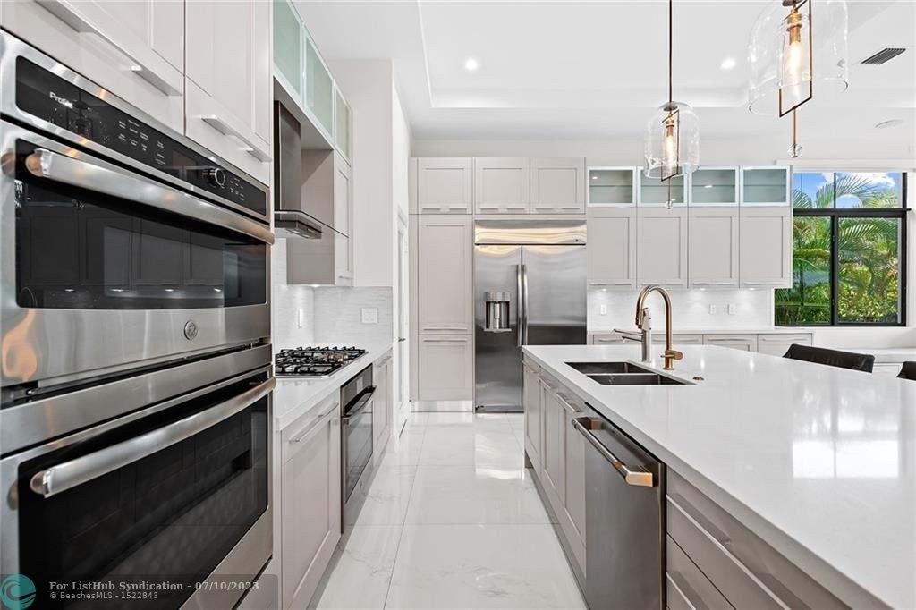 Estuary Dr, Parkland, FL 33076