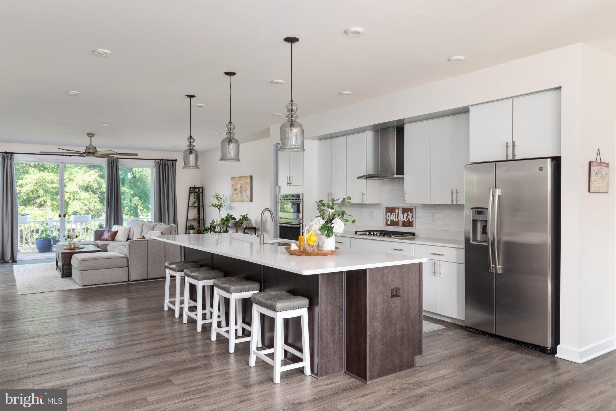 Zoe Pl, Alexandria, VA 22306