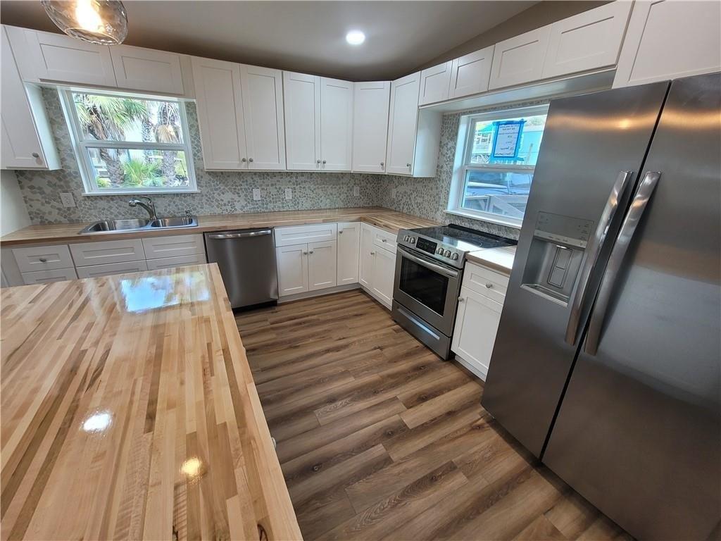 S Sandpiper, Ingleside, TX 78362