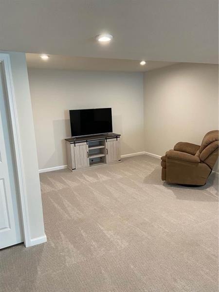 Regency Dr, Eighty Four, PA 15330