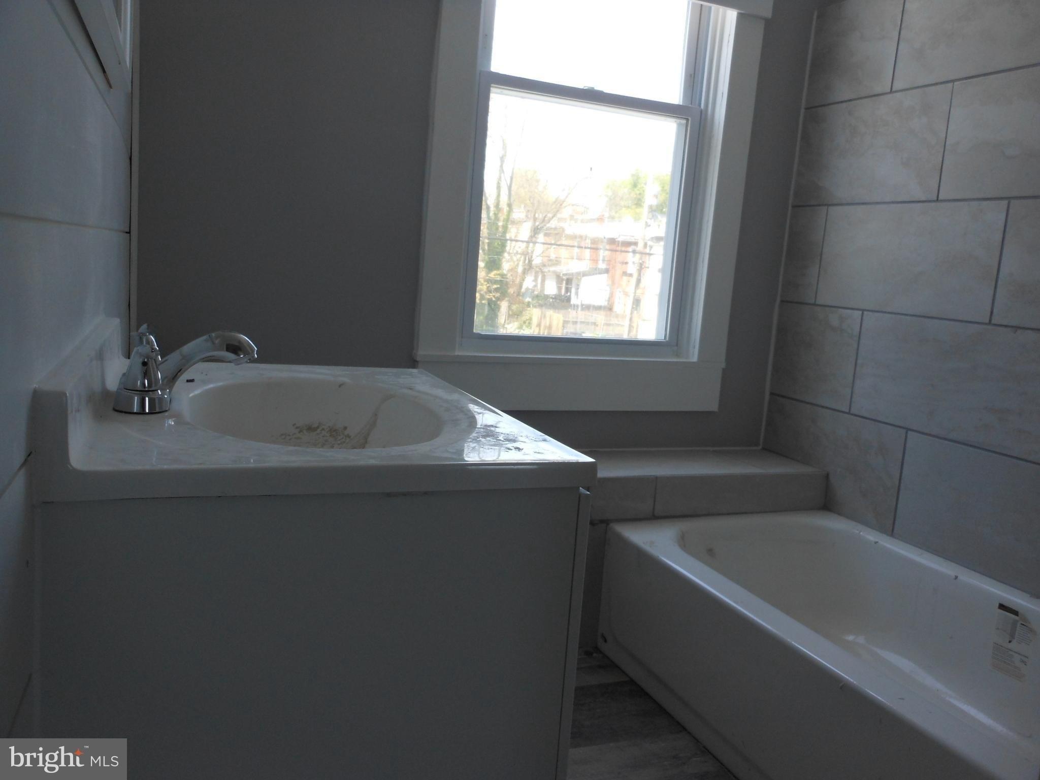 E 41st St, Baltimore, MD 21218