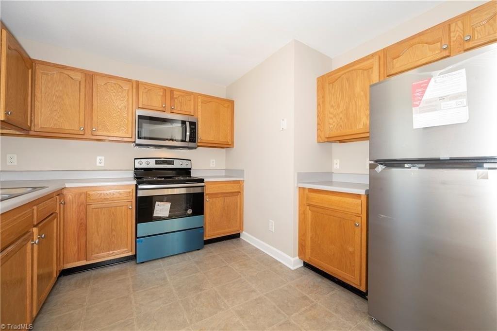 Troy Lndg, Winston Salem, NC 27107