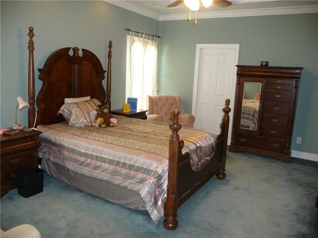 Chattahoochee Pl, Gainesville, GA 30506