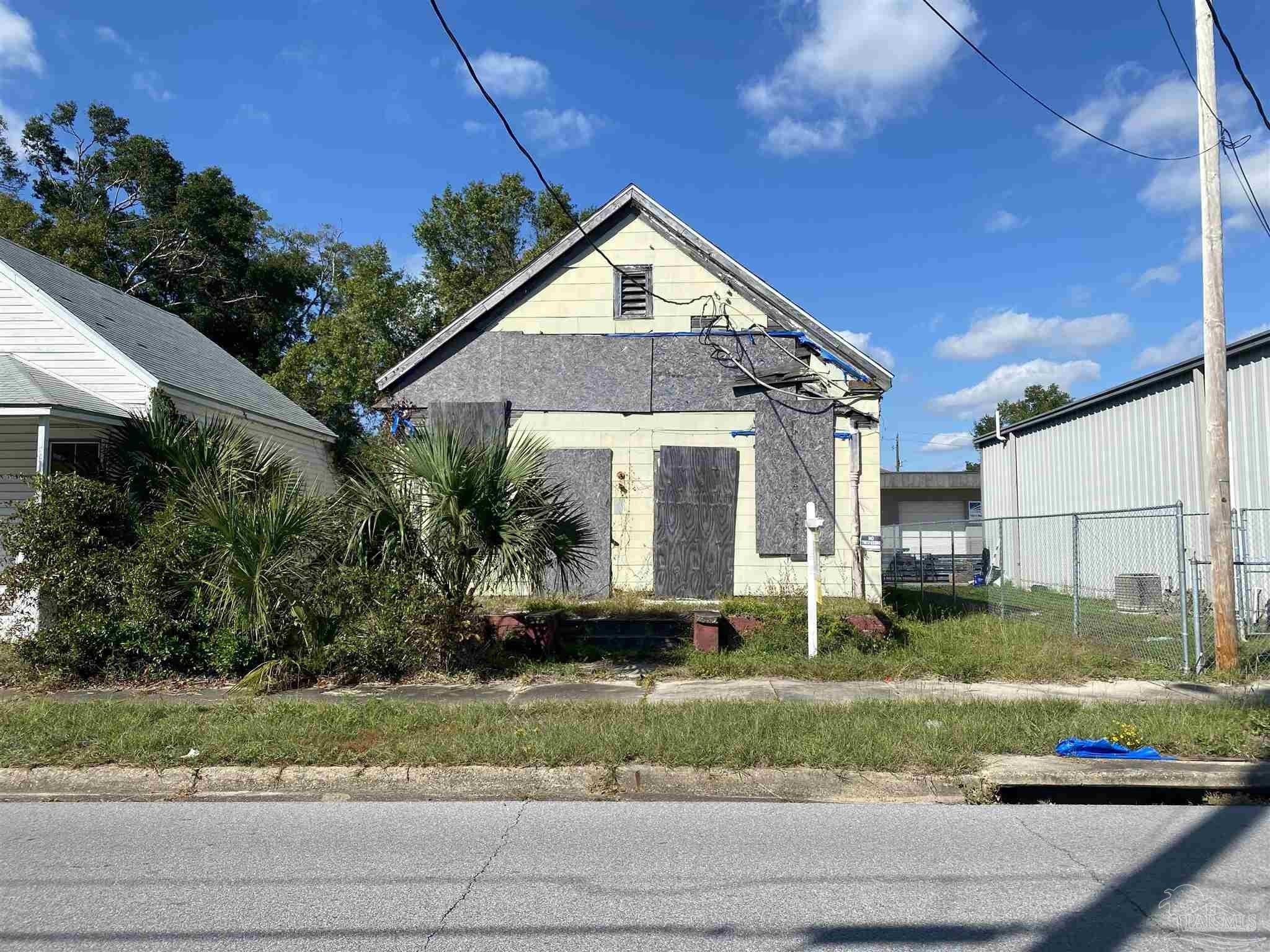 E De Soto St, Pensacola, FL 32501