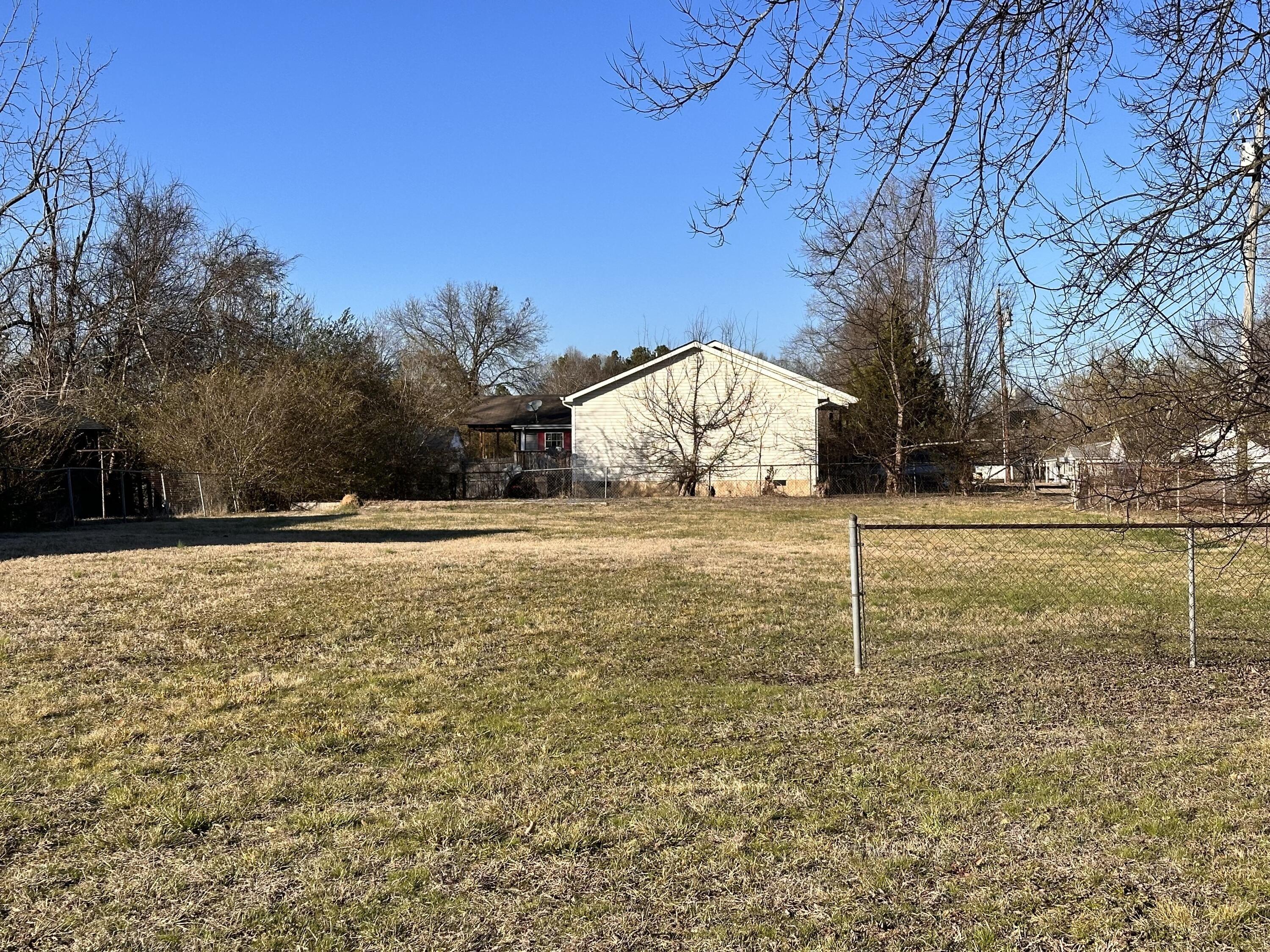 Ellis Dr, Rossville, GA 30741