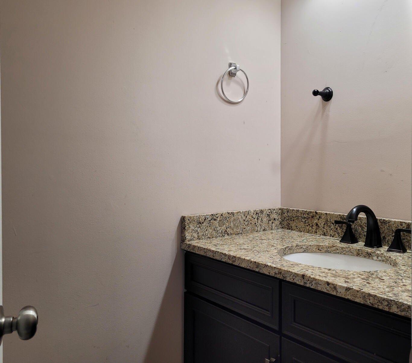 Ayscough Rd, Summerville, SC 29485