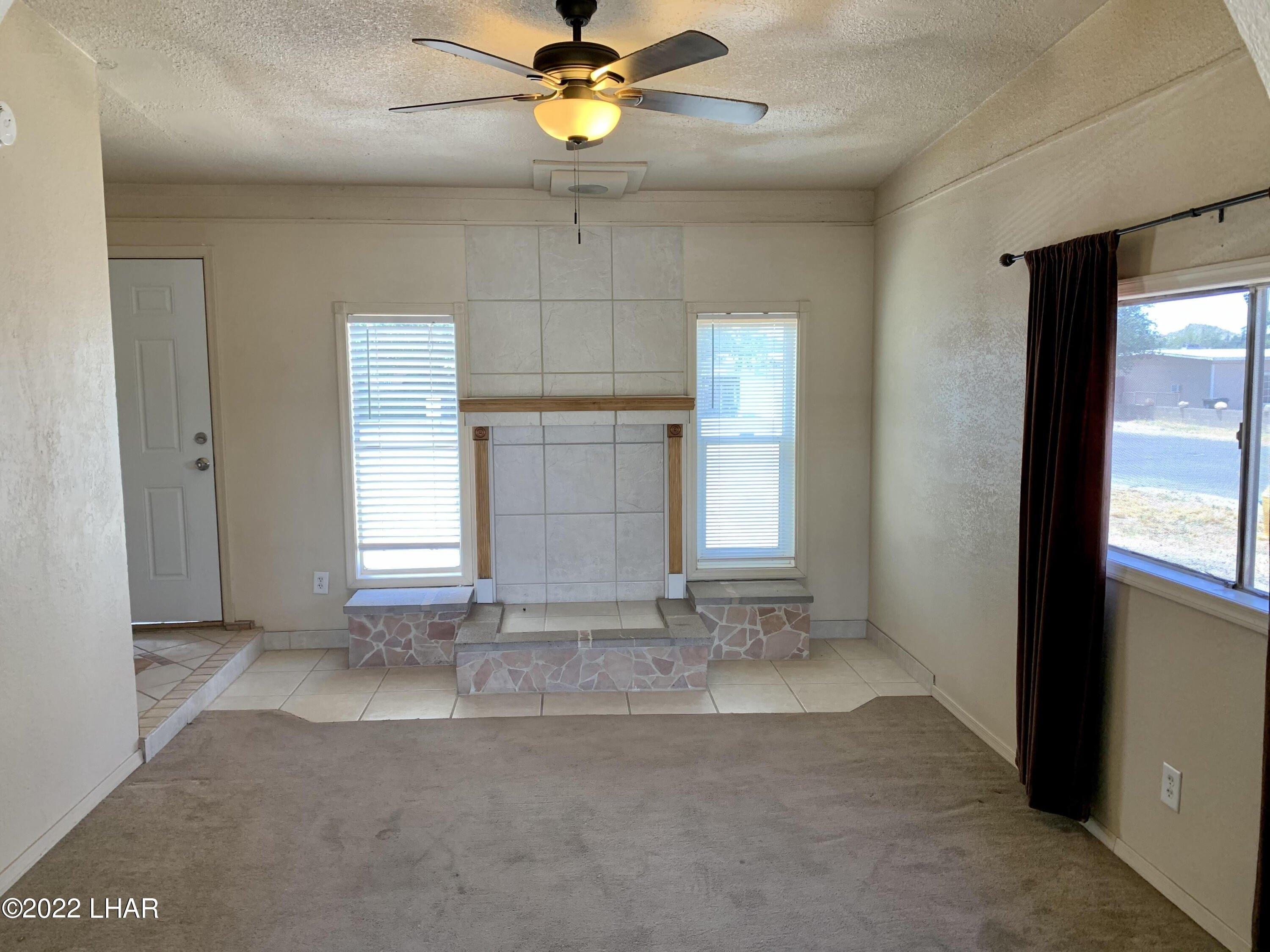Lucille Ave, Kingman, AZ 86401